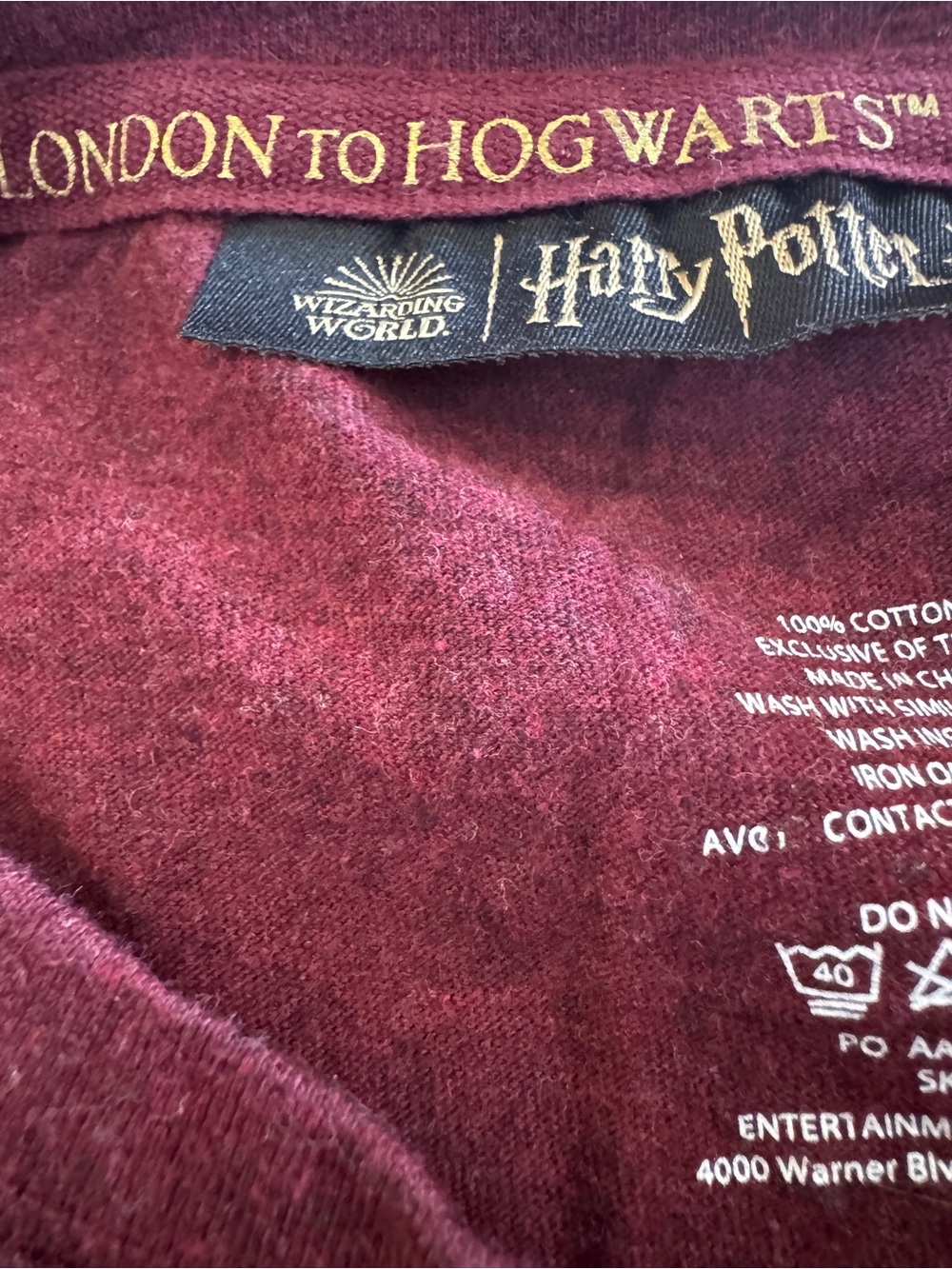 Harry Potter Platform 9 3/4 Burgundy Graphic T-Shirt L - Picture 4 of 6